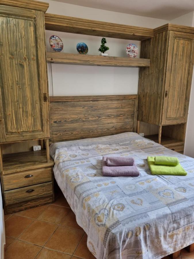 Appartamenti Quilici Santa Maria Navarrese Buitenkant foto